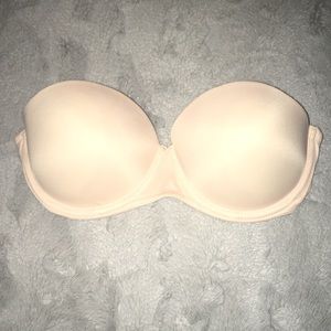 PINK Victoria’s Secret strapless bra